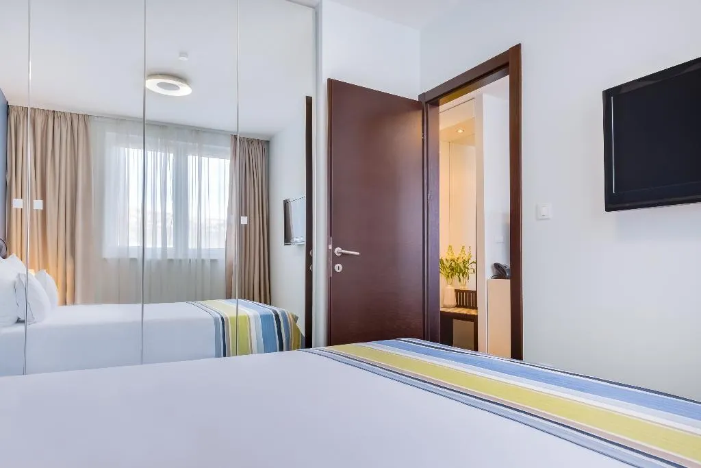 APARTMENT COMFORT Room, BB Residence, Split