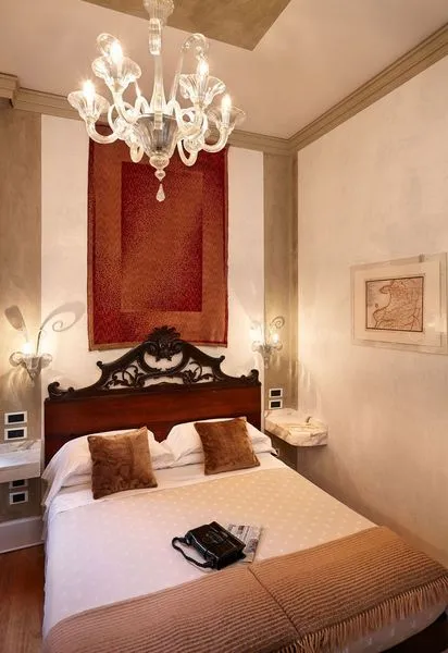 Double or Twin BASIC Room, Saturnia & International, Venice