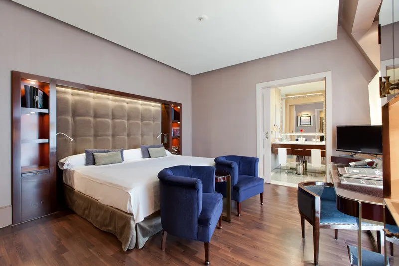DOUBLE STANDARD Room, Casa Fuster, Barcelona