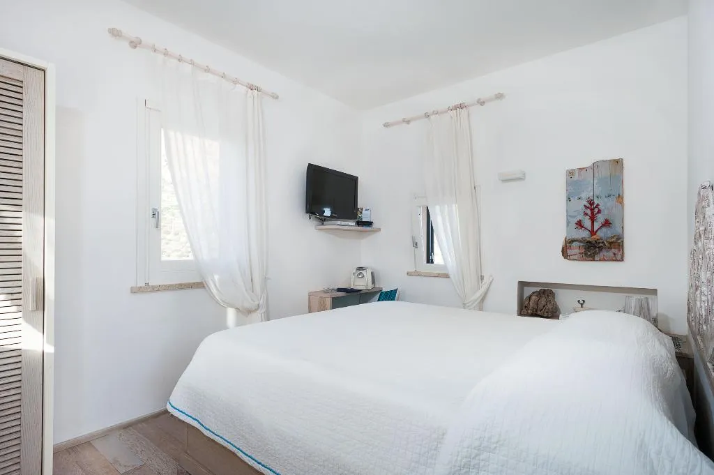 JUNIOR SUITE SEA VIEW Room, Nido del Pellegrino, Trapani
