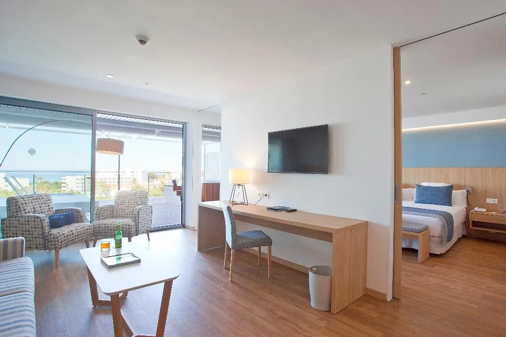 SUITE STANDARD Room, Seth 55 Santo Tomas, Menorca