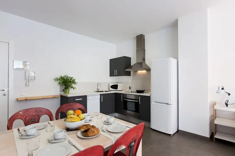 APARTMENT SUPERIOR CAPACITY 3 Room, Valencia Centre Torres de Quart, Valencia