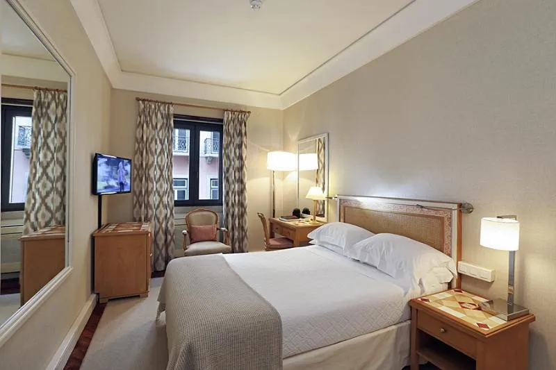 Double or Twin STANDARD Room, Lisboa Plaza, Lisbon