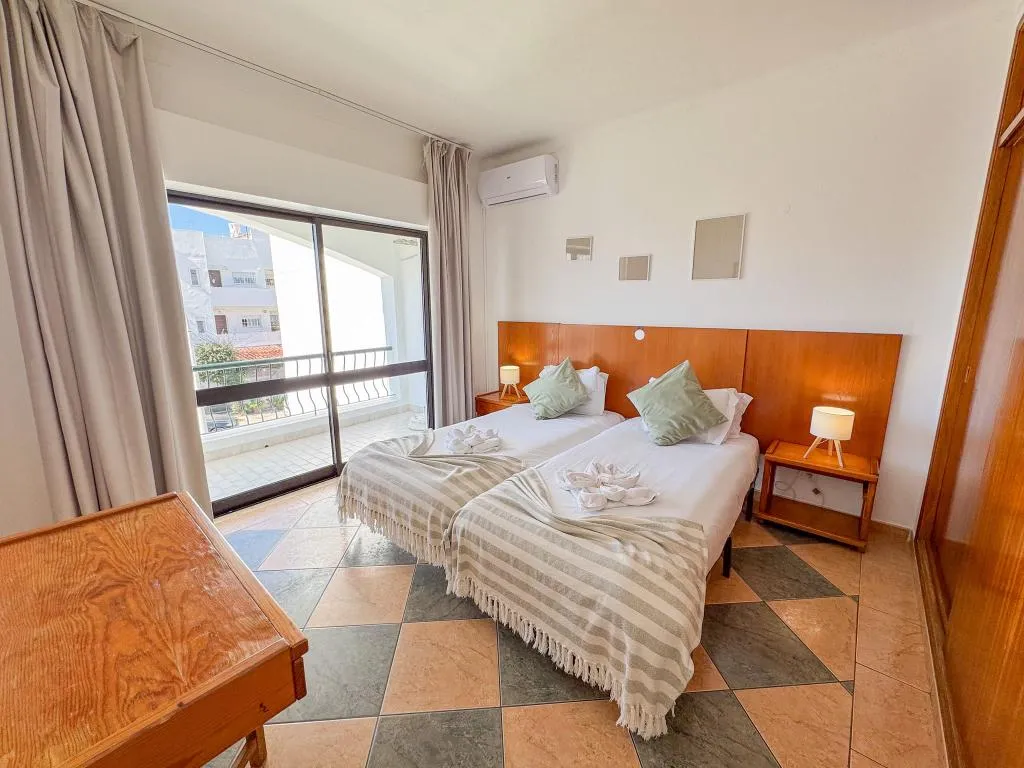 APARTMENT TWO BEDROOMS Room, Cerro Atlantico by Umbral, Algarve