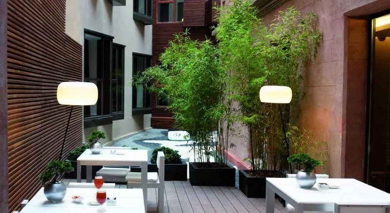 Terrace, Catalonia Catedral, Barcelona