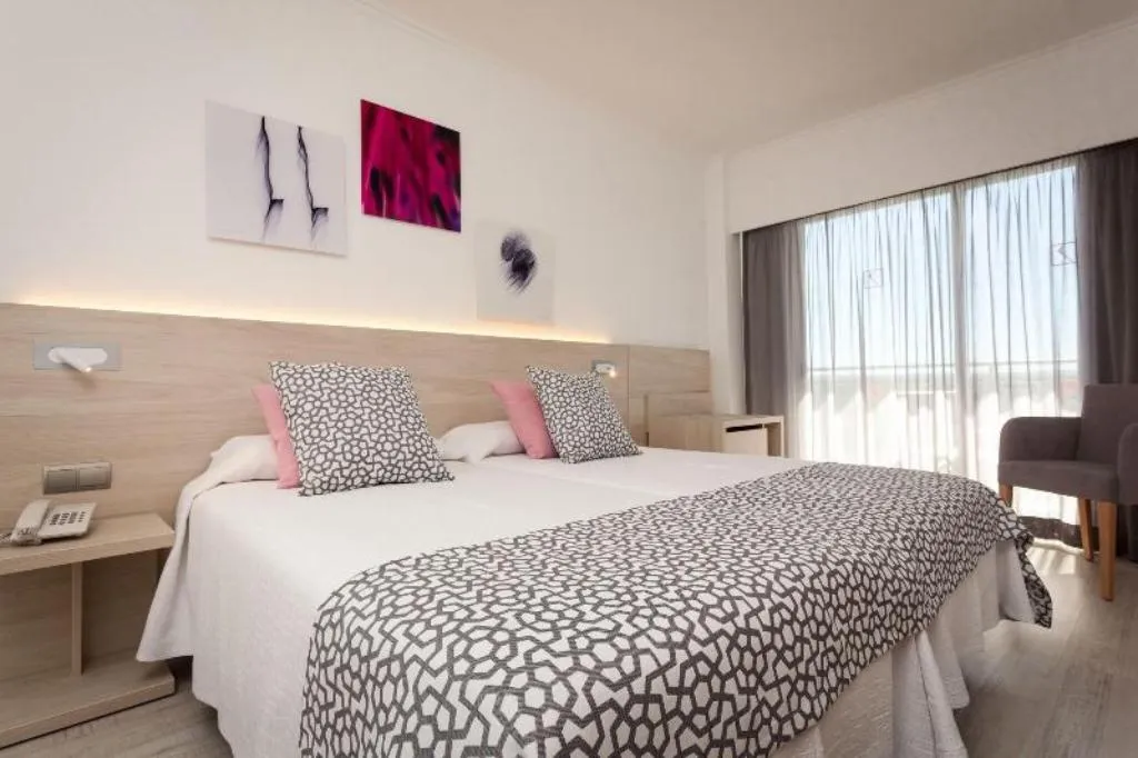 DOUBLE PROMO Room, Timor, Majorca