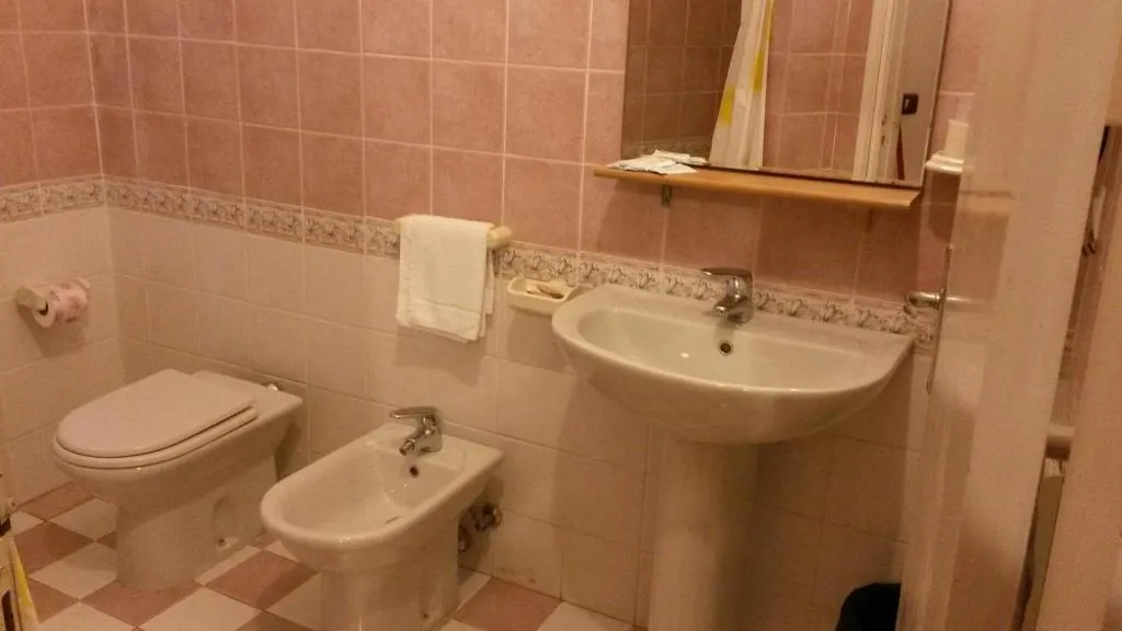 Double or Twin STANDARD Room, Ferretti, Perugia