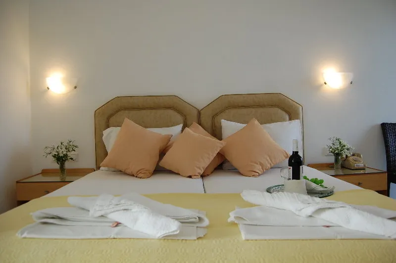 Room, Marcos Beach, Santorini