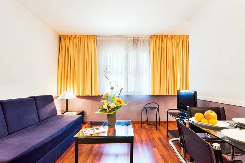 General view, Apartamentos Descartes, Barcelona