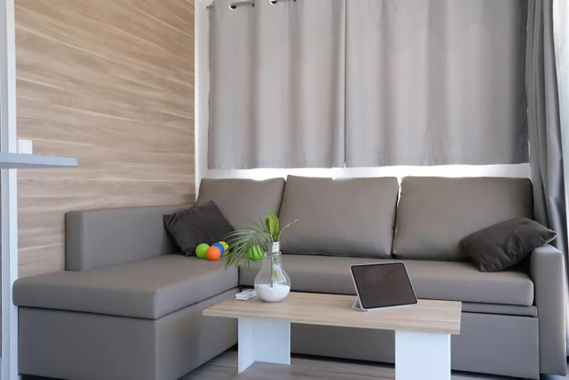 FAMILY ROOM TWO BEDROOMS ONE BATHROOM Room, Berga Resort - The Mountain - Wellness center -SPA, Barcelona