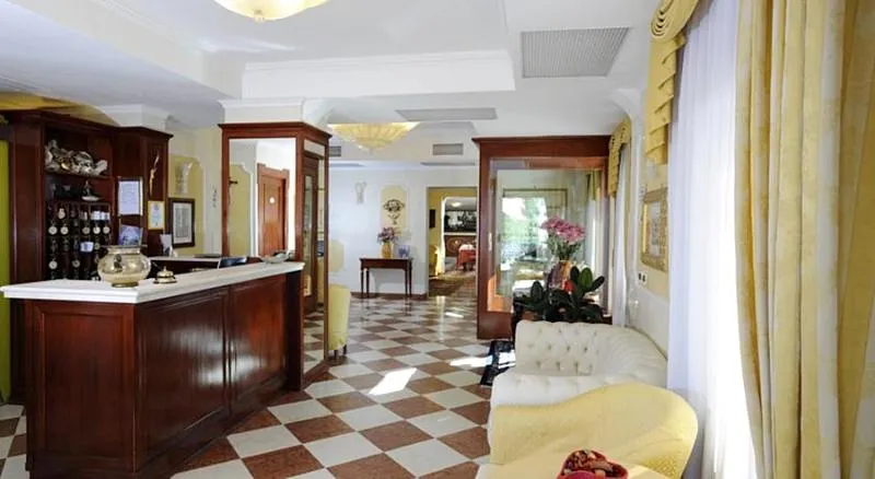 Lobby, Russo Palace, Venice