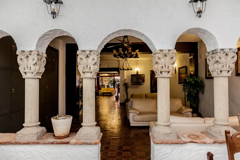 Lobby, El Cid, Costa Brava