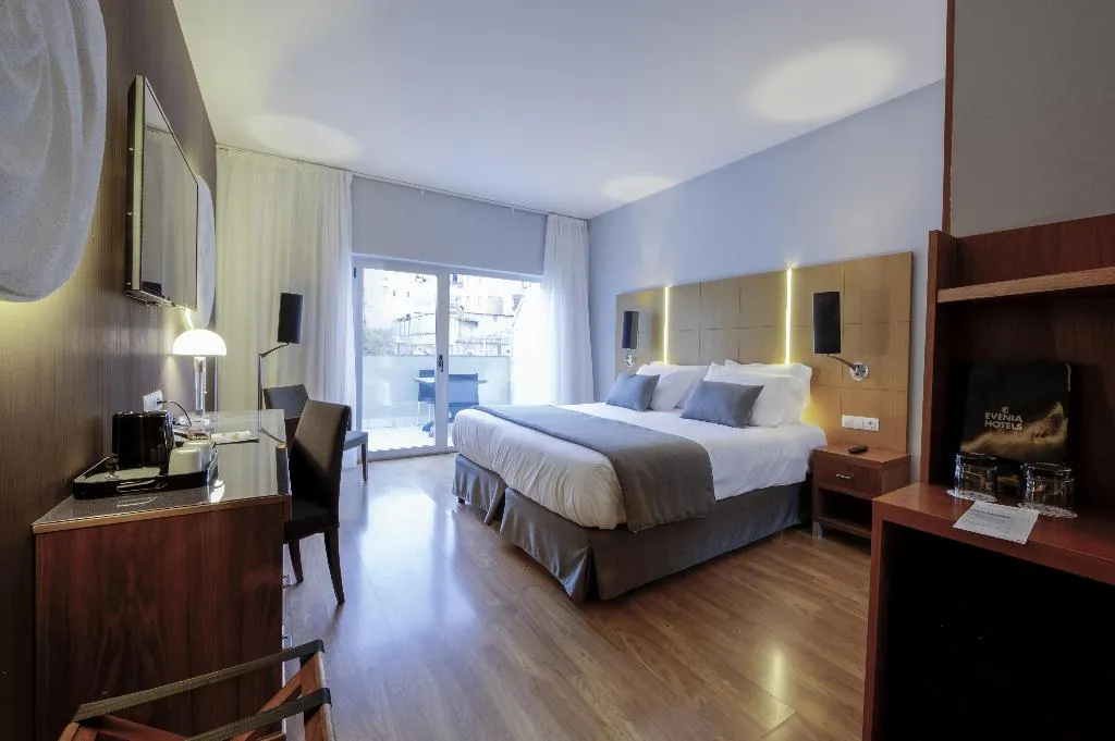 Room, Evenia Rossello, Barcelona