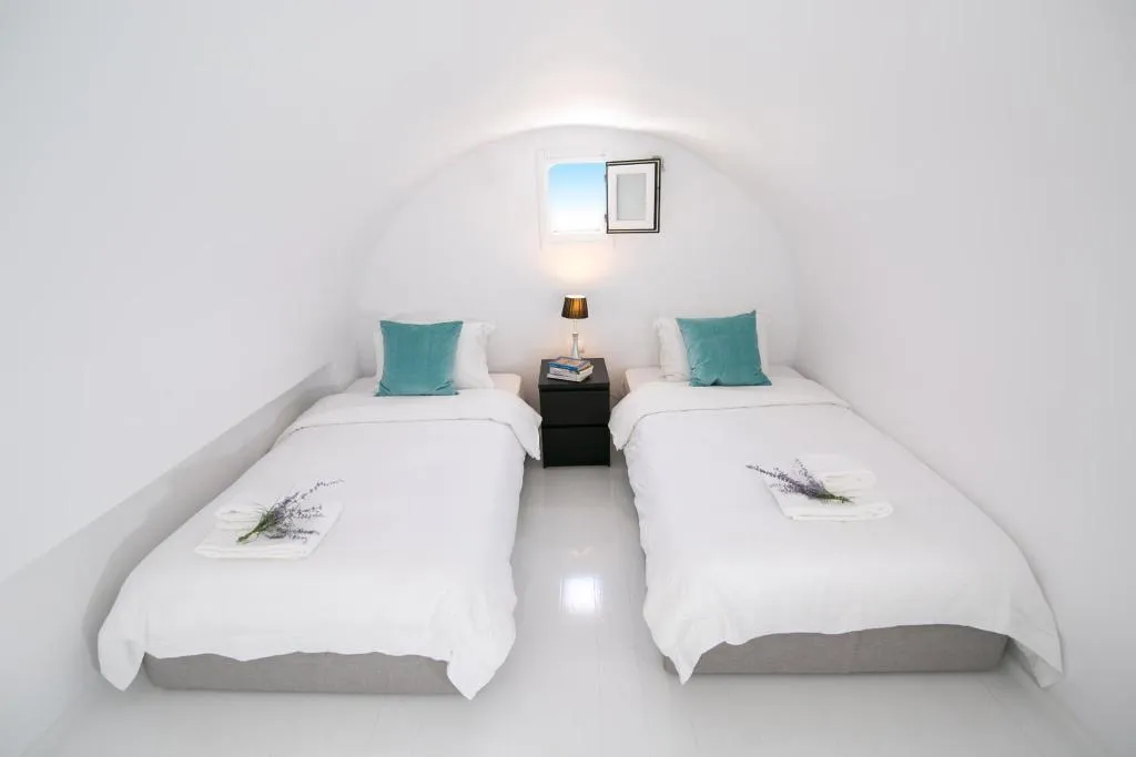 General view, Apanomeria Boutique Residence, Santorini