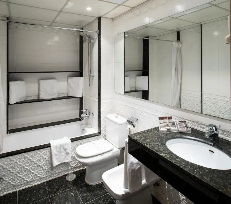 Room, Catalonia Roma, Barcelona