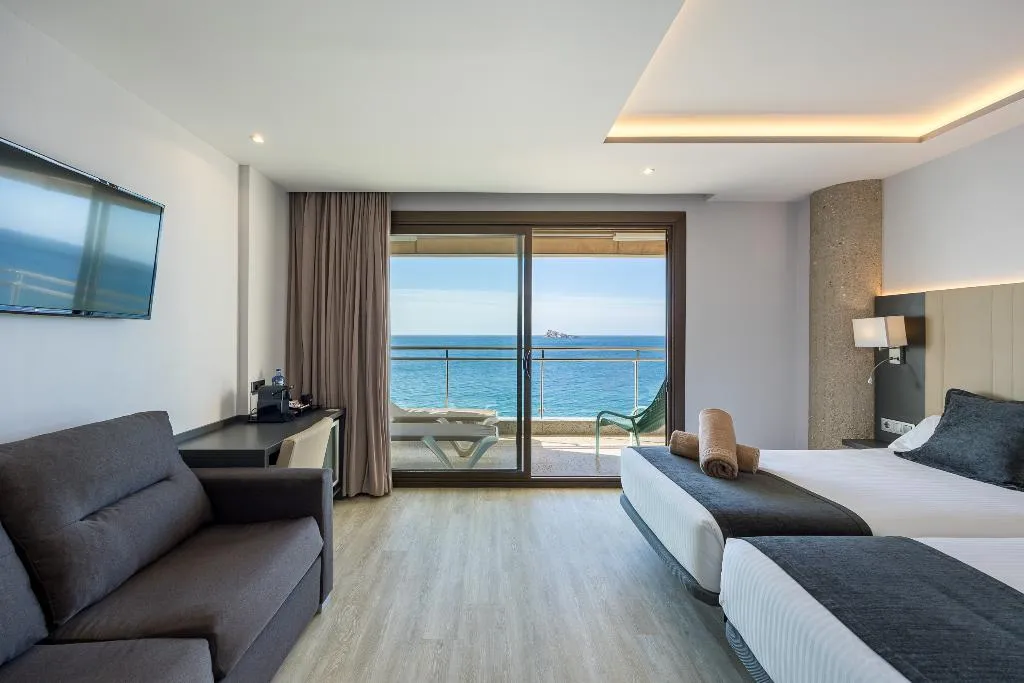 TRIPLE DELUXE SEA FRONT Room, Cimbel, Costa Blanca