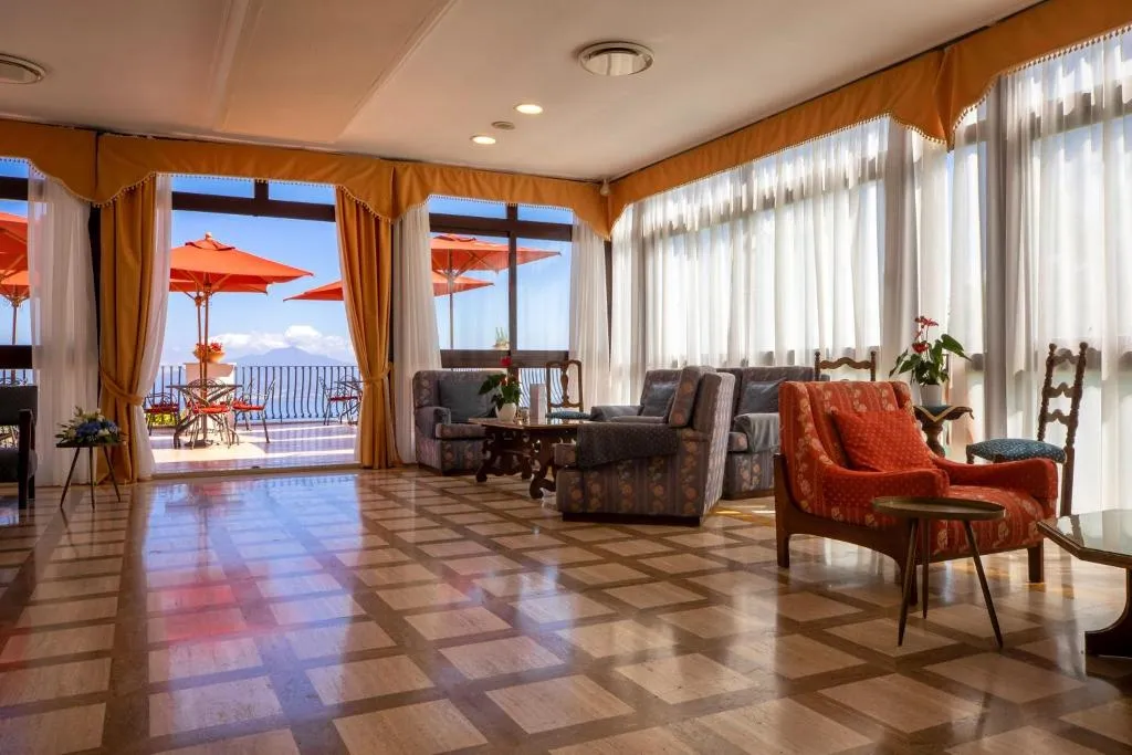 General view, Grand Hotel Hermitage, Naples