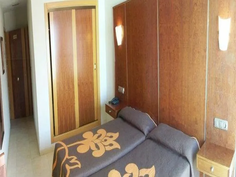 Room, N-Ch, Costa Del Sol