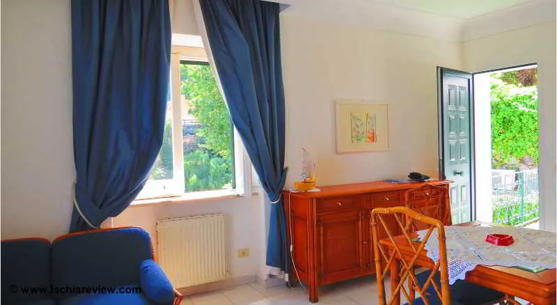 Room, Oasi Castiglione, Naples