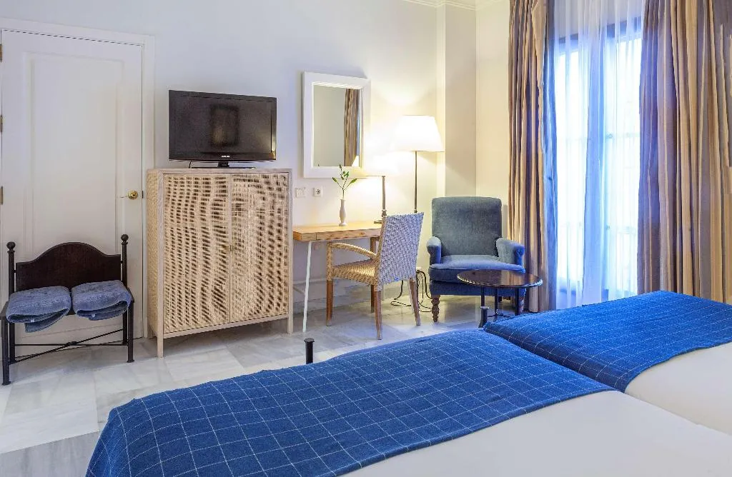 Room, Duque de Najera, Costa De La Luz