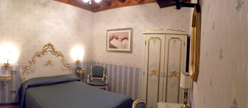 Room, Alloggi Sardegna, Venice