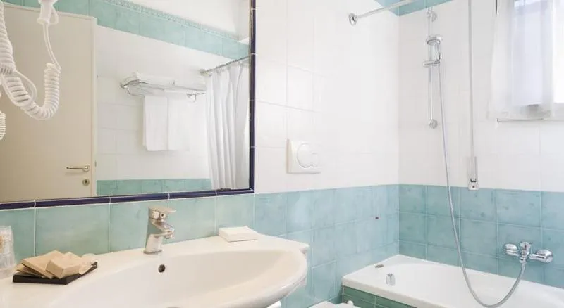 DOUBLE STANDARD Room, Reginna Palace, Naples
