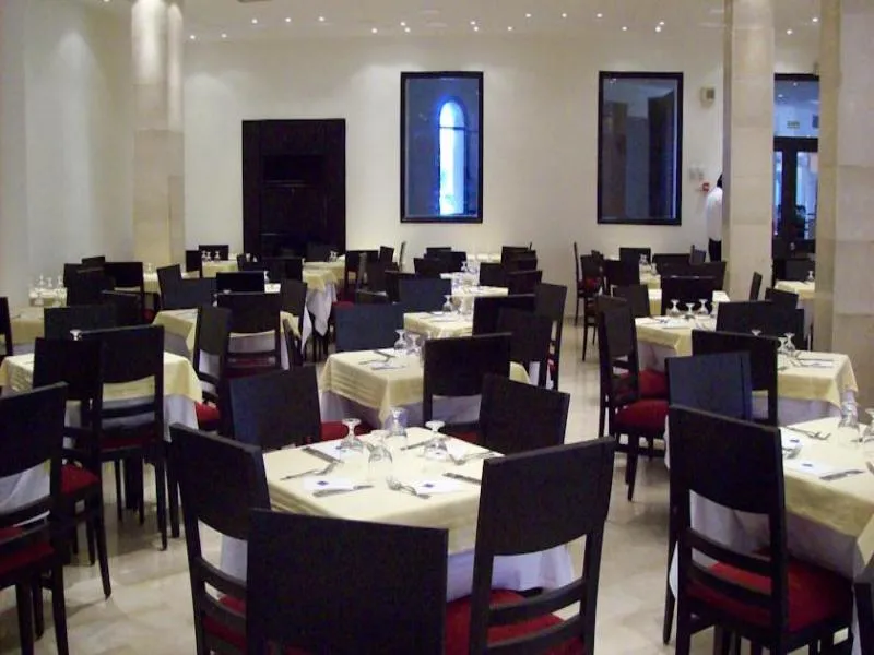 Restaurant, La Couronne, Tunisia