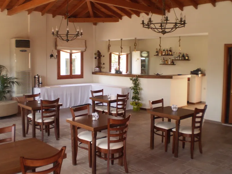 Bar, So Nice Hotel, Samos
