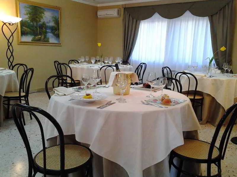Restaurant, Resort Sole Mediterraneo, Catania