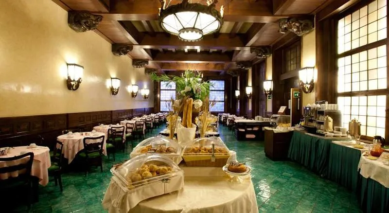 Restaurant, Bettoja Hotel Atlantico, Rome