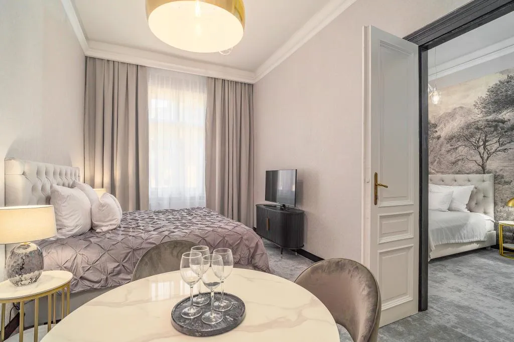 APARTMENT TWO BEDROOMS ONE BATHROOM Room, Szewska 22 Boutique, Krakow