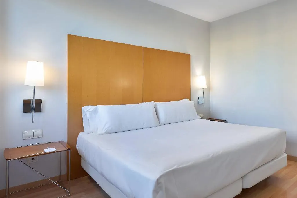 Double or Twin SEA VIEW Room, Catalonia Barcelona Beach, Barcelona