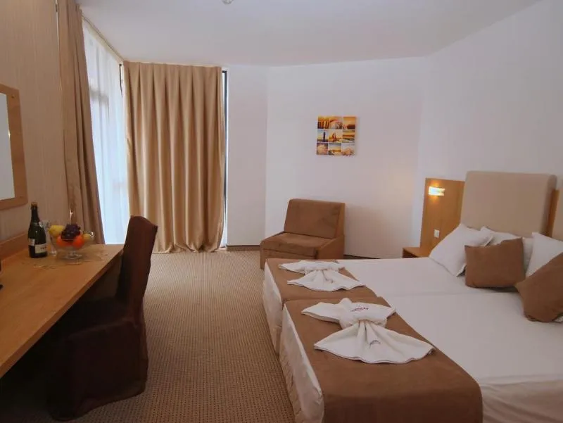 DOUBLE PARK VIEW Room, Fiesta M, Bourgas