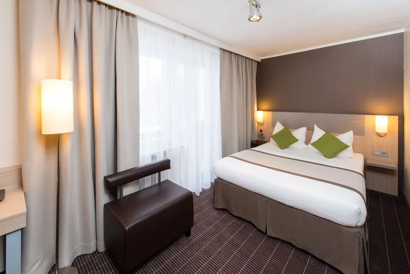 Room, New Orly, Alghero