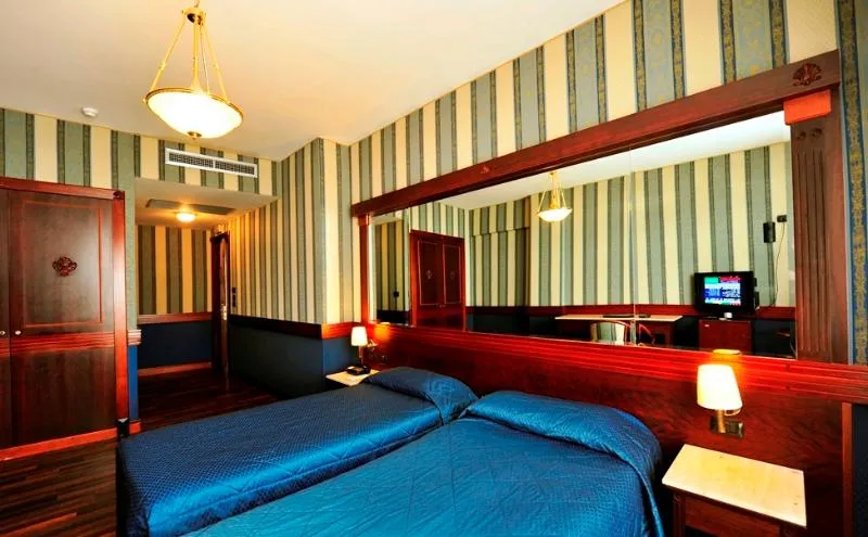 TRIPLE STANDARD Room, Regent, Rome