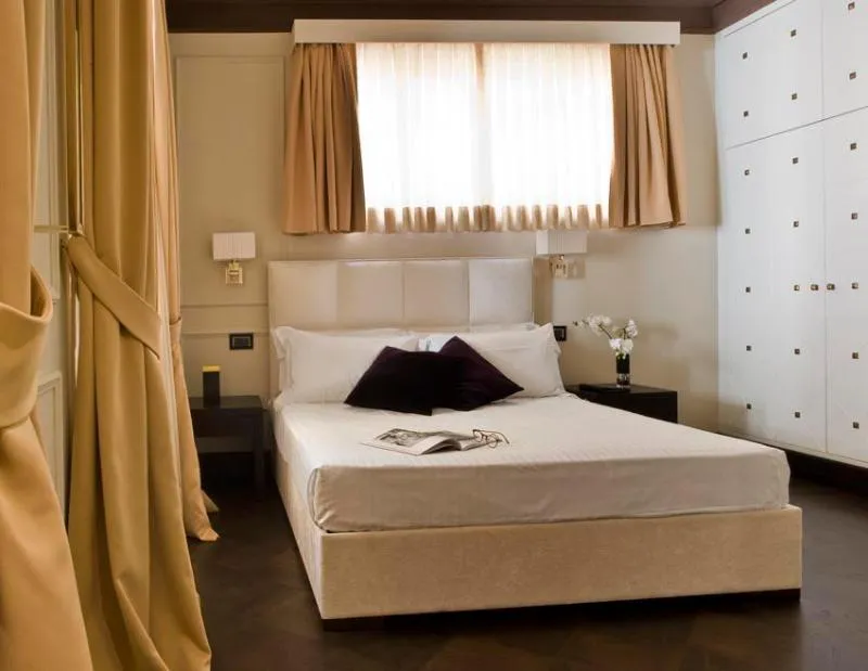 DOUBLE EXECUTIVE Room, Be One Art and Luxury Home, Florence