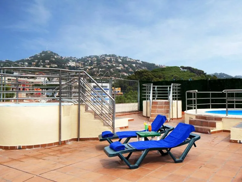 Terrace, htop Alexis, Costa Brava