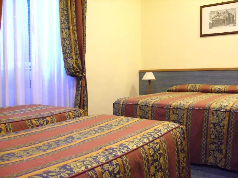Room, Stella, Rome