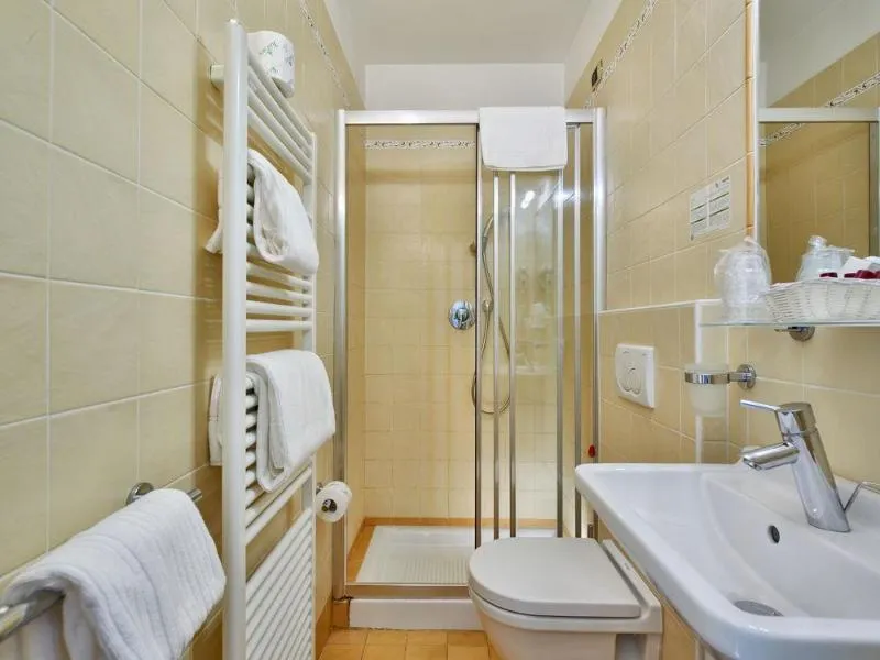 General view, Albergo Centrale, Milan