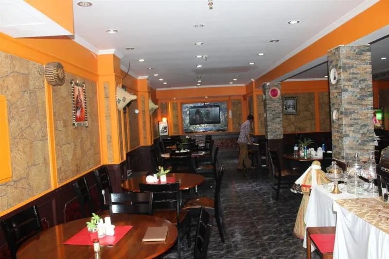 Restaurant, White Fort Hotel, Dubai