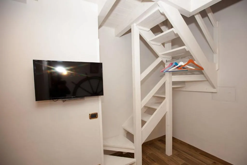 TRIPLE STANDARD Room, Hotel Ausonia, Naples