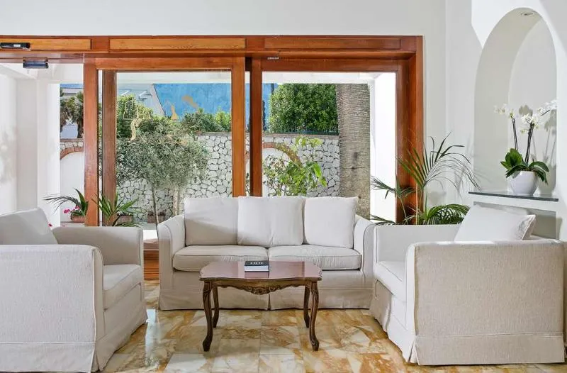 Lobby, Hotel Syrene Capri, Naples