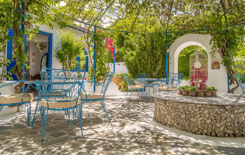 Terrace, Nathalie, Rhodes