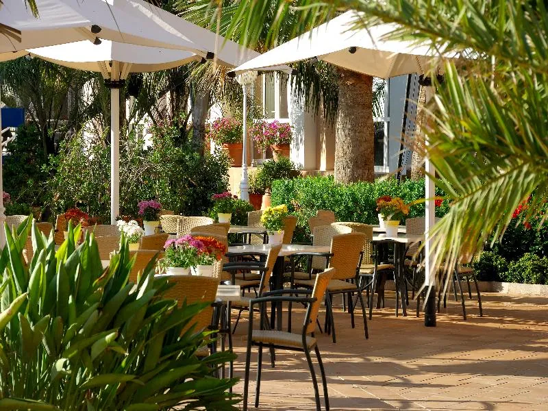 Terrace, Oliva Nova Beach & Golf Hotel, Fuerteventura