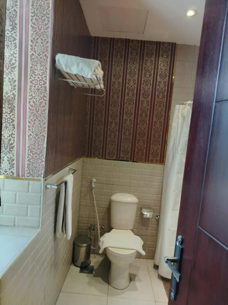 SINGLE ONE BED Room, Victoria Cairo Hotel, Cairo
