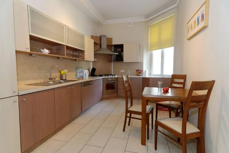 APARTMENT CAPACITY 6 THREE BEDROOM Room, P&J Tourist Apartments, Krakow