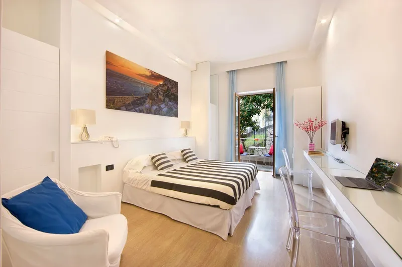 Double or Twin WITH BALCONY Room, Rivage Hotel, Naples