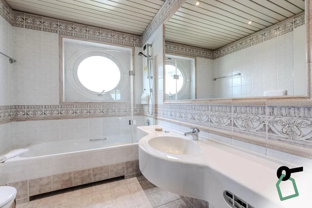 Double or Twin COMFORT Room, Hotiday Room Collection - Stresa, Milan