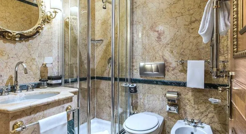 Double or Twin SUPERIOR Room, River Palace Hotel, Rome
