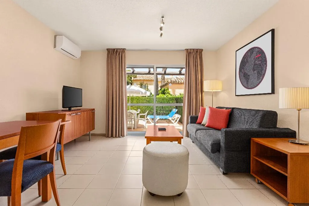 Room, Ramada Hotel & Suites By Wyndham Costa Del Sol, Costa Del Sol